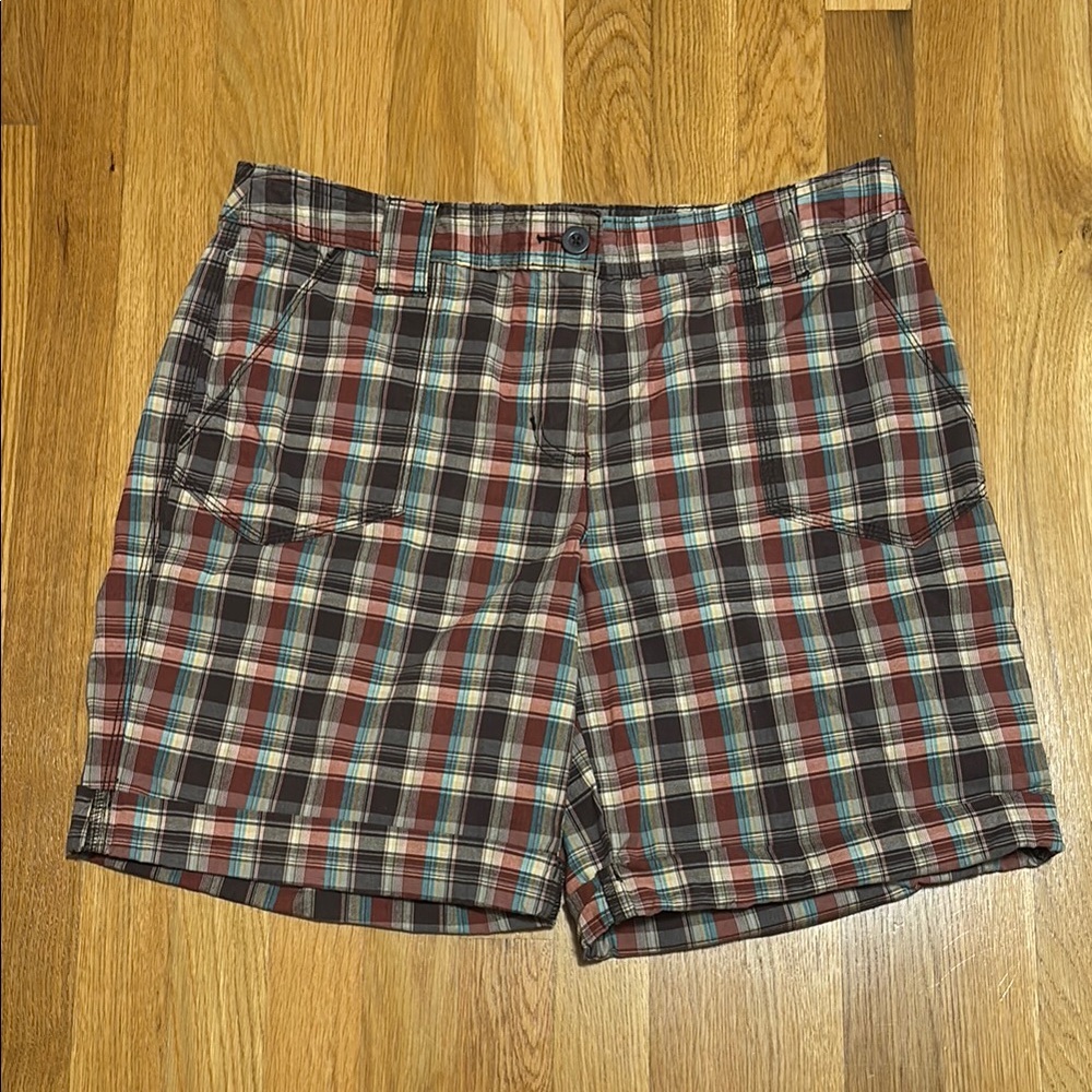 Women’s size 12 Style & Co plaid shorts